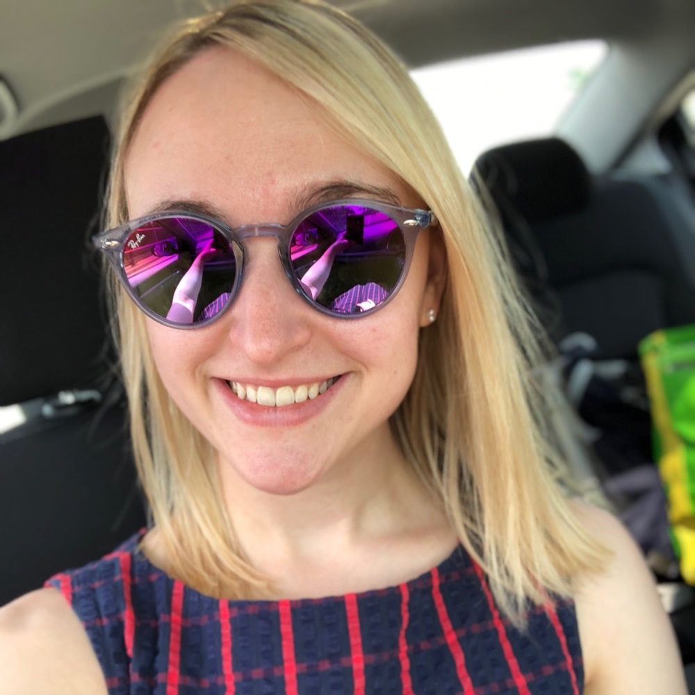 Meet your Posher, Alyssa